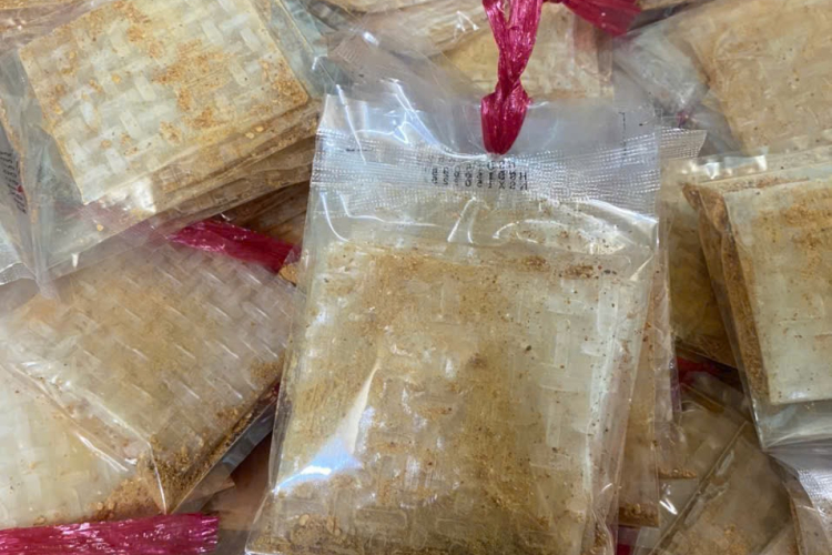 Bánh Tráng Xì Ke Muối Sặc 